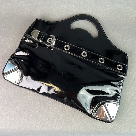 Gucci top handle clutch black mirror finish silver hardware, like new - Picture 5 of 12